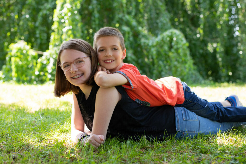 Familienshooting Schweinfurt Geschwisterbilder